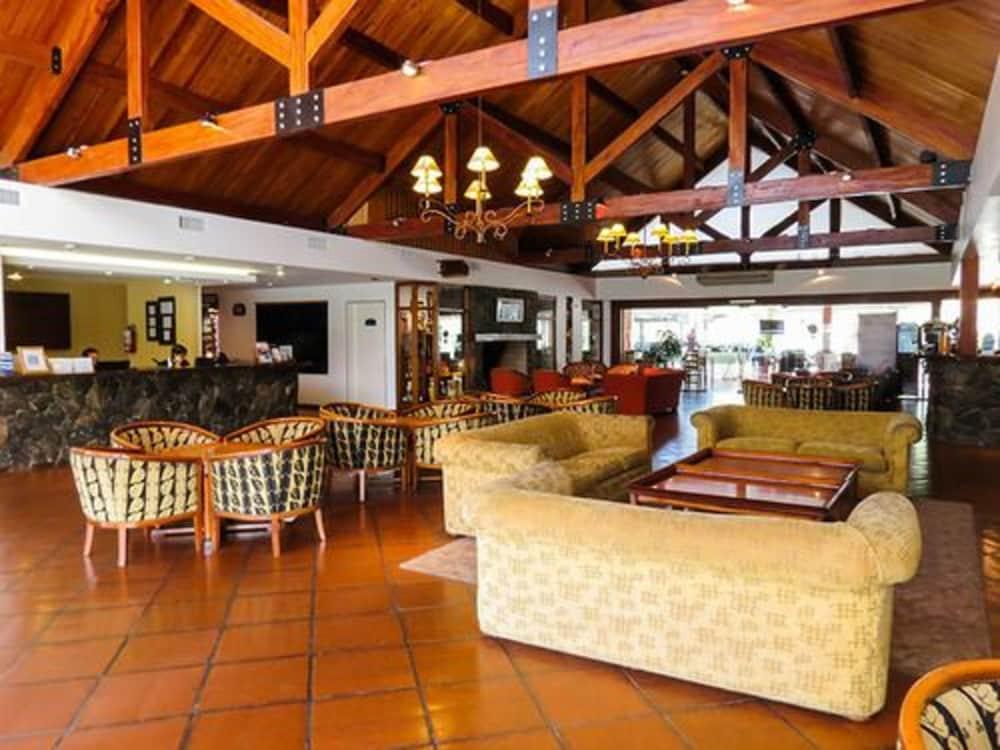 Howard Johnson Hotel & Spa Вила Генерал Белграно Екстериор снимка