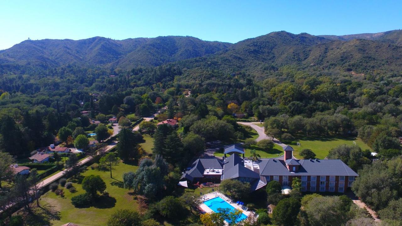 Howard Johnson Hotel & Spa Вила Генерал Белграно Екстериор снимка